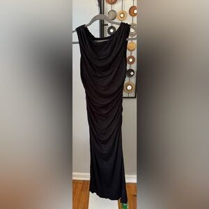 HALARA Black Ruched Maxi Dress
